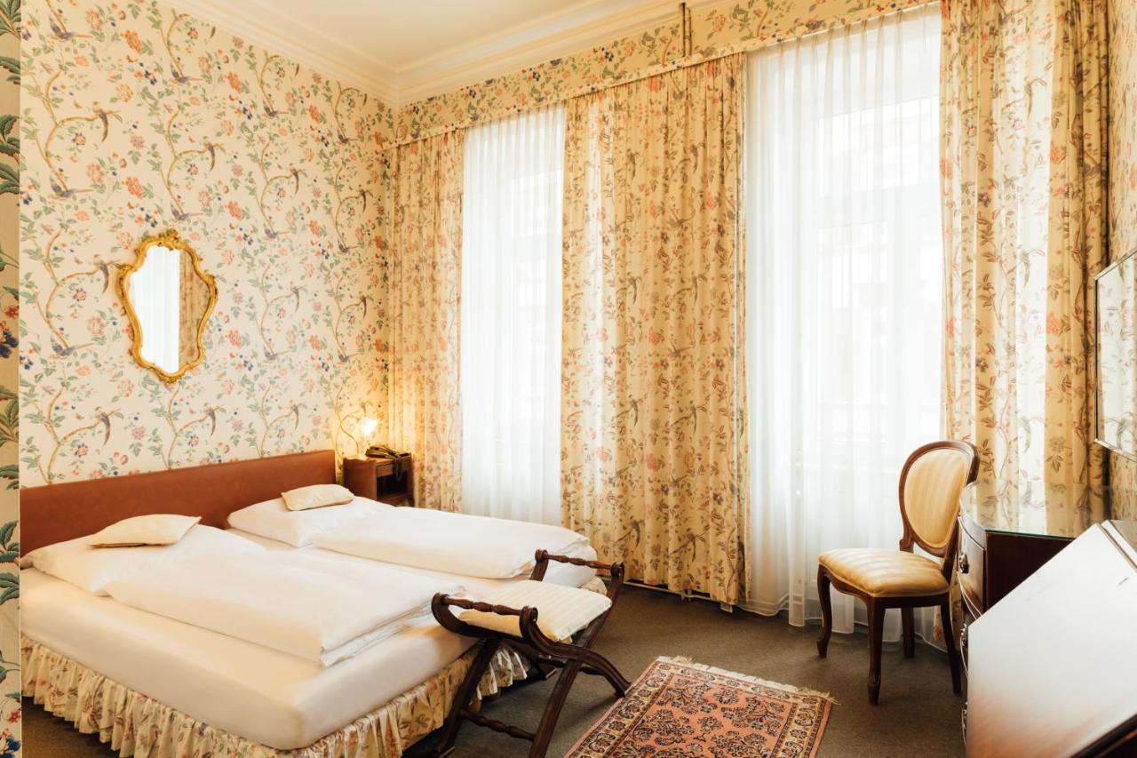 Das Kleine Hotel In Ruhiger Stadtlage Вісбаден Екстер'єр фото